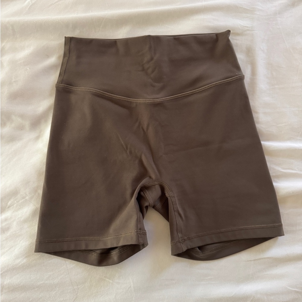 Form by sami clarke core shorts 5 inch small
